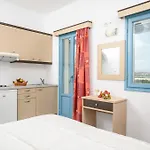 Naxos Apartman