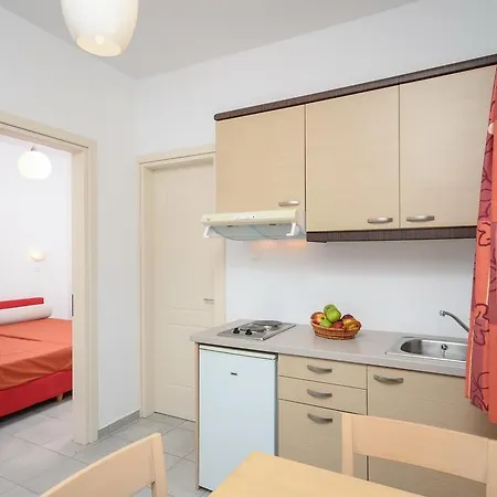 Naxos Apartment *